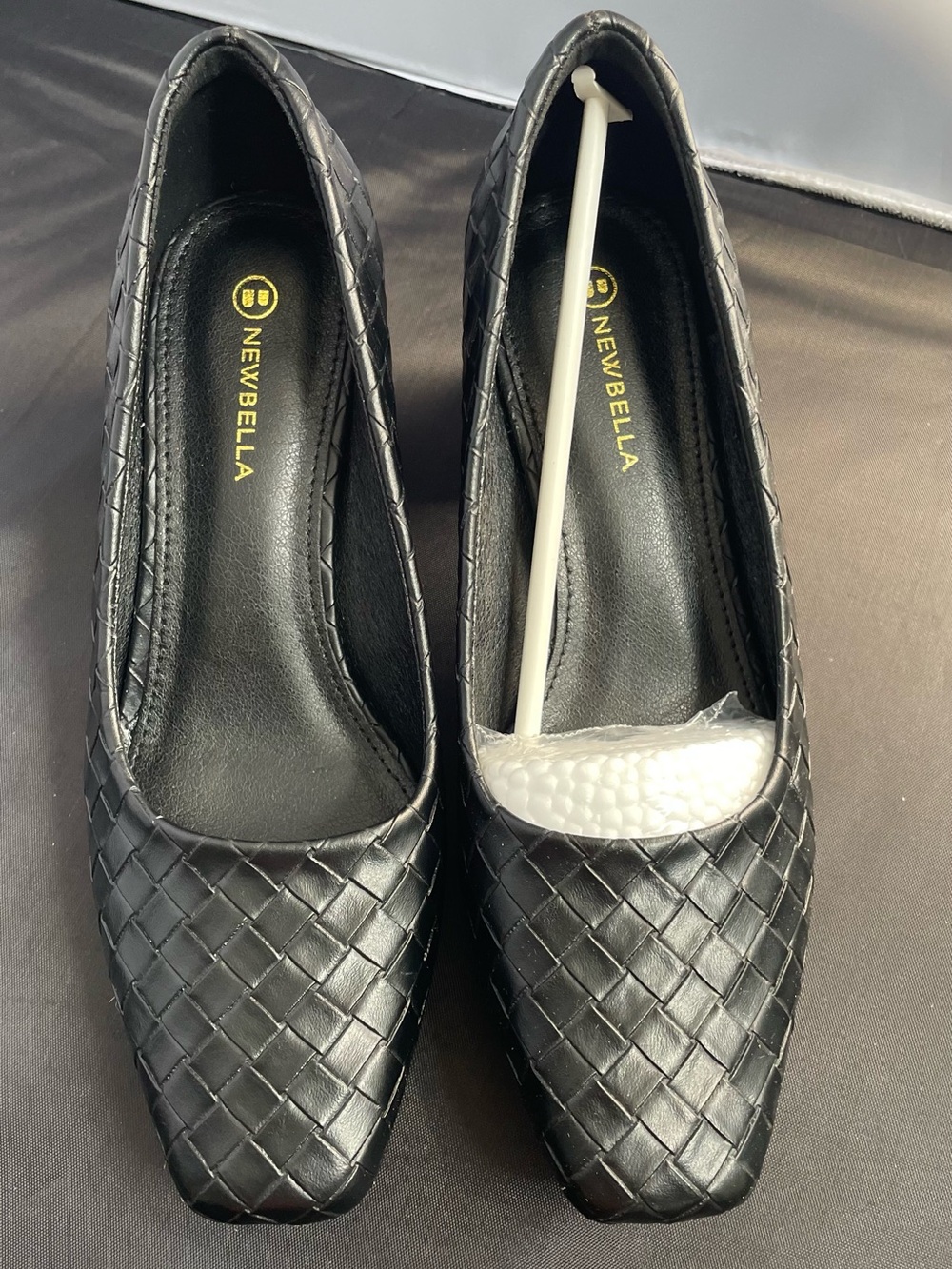 Newbella Womens Black size 6 Pumps Square Toe Block Heel